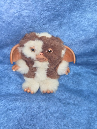 Neca gremlins gizmo sad face - gizmo,
