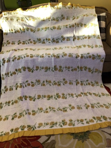 Vintage floral mustard yellow - floral,