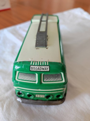 Joustra troley bus - bus, broadway