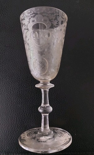 Superbe verre jambe - verre, en