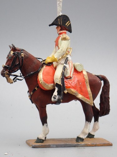 Figurine amateur sur base - d'amateur,
