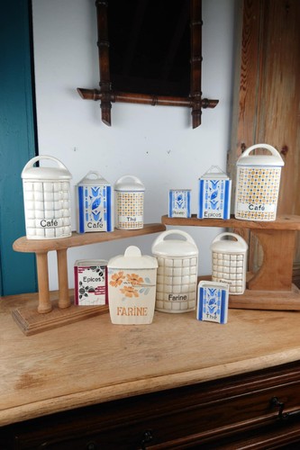 Lot pots à - 11,