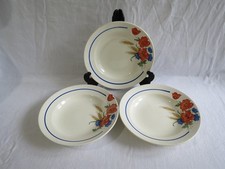3 assiettes creuses faïencerie d'onnaing,motifs bouquet champêtre