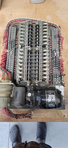 Eagle signal type - signal, sequencer