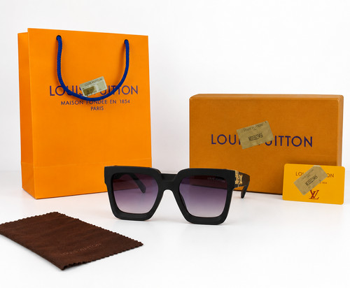 Louis vuitton millionaire - louis,