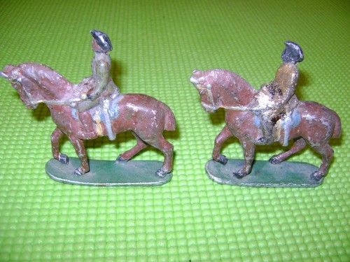 Quiralu lot officiers a - quiralu, 2
