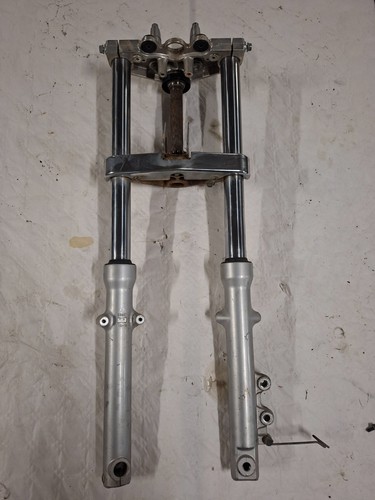 Fourche suzuki 125 marauder - fourche, gz