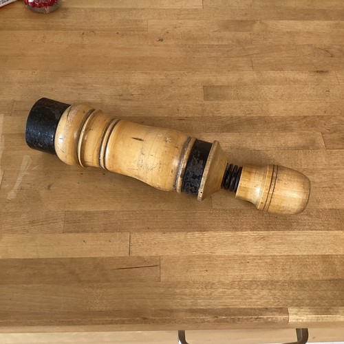 Bouchonneuse bois ancienne - bois,