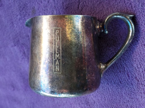 Pot lait compagnie de - à, la