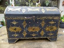 Coffre de Mariage Berbère Kabyle Maroc bois cuir laiton dans l'état 50X28X38cm