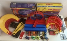 Majorette Motors Lot 14 Voitures + Circuit 520 521 + Pièces