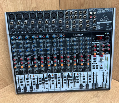 Behringer xenyx - behringer,