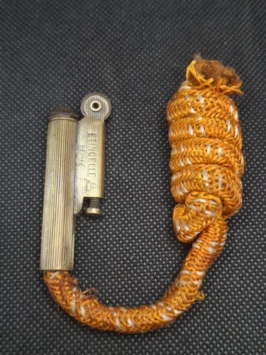 Ancien briquet amadou - briquet,