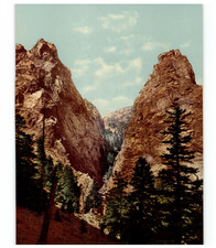 Detroit Publishing Company, Colorado Cheyenne Canyon, Pillars of Hercules vintag