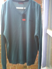 TRES BEAU  PULL ( XL ) PIERRE  CARDIN