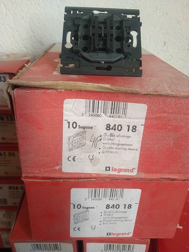Legrand sagane lot - lot, de