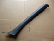 cache montant pare brise pour Peugeot  106 phase 1 essence