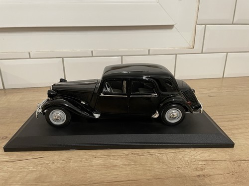 Voiture miniature 18 - voiture,