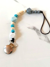 Attache sucette attache