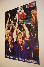 POSTER 56 x 42  )) DESCHAMPS CHAMPION EUROPE 2000 & CALENDRIER ASSE 2000/2001