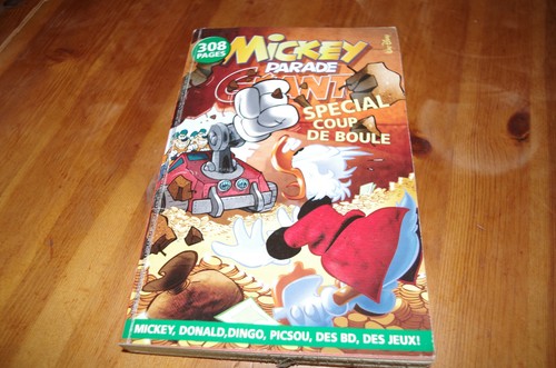 Mickey parade geant 294 - parade,