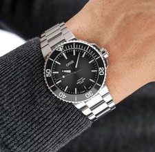 Calibre de date ORIS Aquis 400
