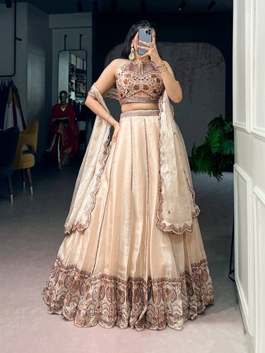 Fête Lehnga choli designer