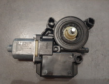 MOTEUR LEVE VITRE AVANT GAUCHE