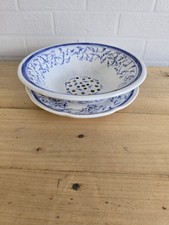 egoutoir a fruit en faïence décor bleu D 24.2cm cantagalli ? legumes