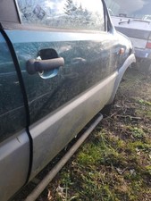 PORTE AVANT DROITE NISSAN TERRANO II (R20/TR50) voiture tout terrain 2.7 TDi (TD27TI)