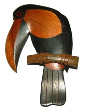 jolie  broche  en bois exotique TOUCAN artisanale