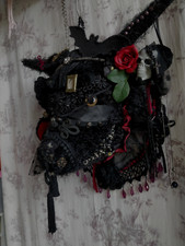 papier mâché Tête de vache Gothique création artisanale  made in France