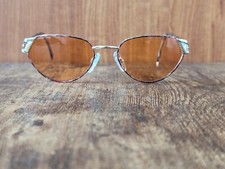 LUNETTES DE SOLEIL OVALES