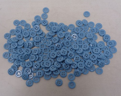Lot 220 boutons vintage - 220,