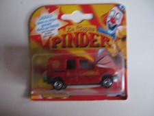 VEHICULE MINIATURE DE MARQUE MAJORETTE - CIRQUE PINDER - RENAULT EXPRESS