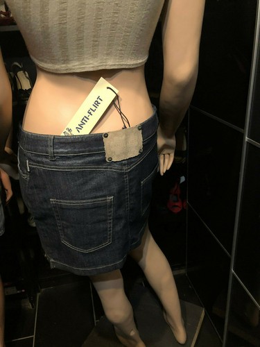 Jupe courte anti - flirt, jean