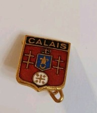 écussons BROCHE ANCIENNE