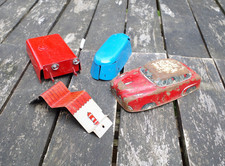 CIJ - GEM - JOYAX et autres marques lot de petits jouets en tôle état d'usage.