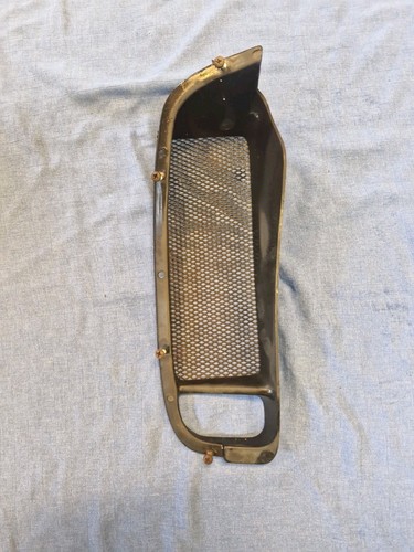 Grille protection radiateur - de,