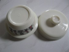PETIT POT AVEC DECOR FOLKLORE