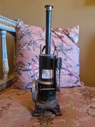 Machine vapeur ancienne - a,