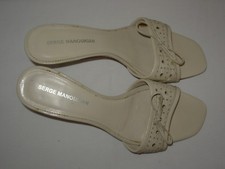 SERGE MANOUKIAN Mules / Sandales cuir beige P.39