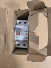 INTERRUPTEUR DIFFERENTIEL 63A