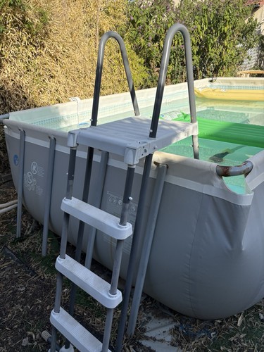 Intex piscine hors-sol
