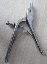 collection anciens outils  :PINCE A AVOYER   