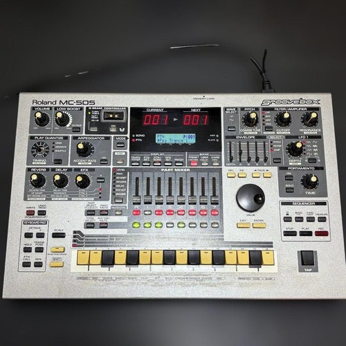 Roland 505 groovebox - mc-505,