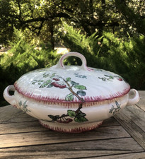 Rare petite soupière LONGWY Montmorency 19eme Cerises