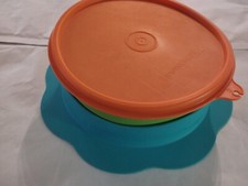 Tupperware  boîte dejeuner assiette bébé en trois parties très pratique 
