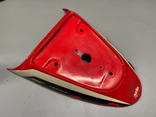 Capot selle passager - de,