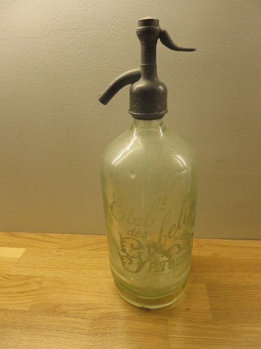 Ancien siphon eau - de, seltz
